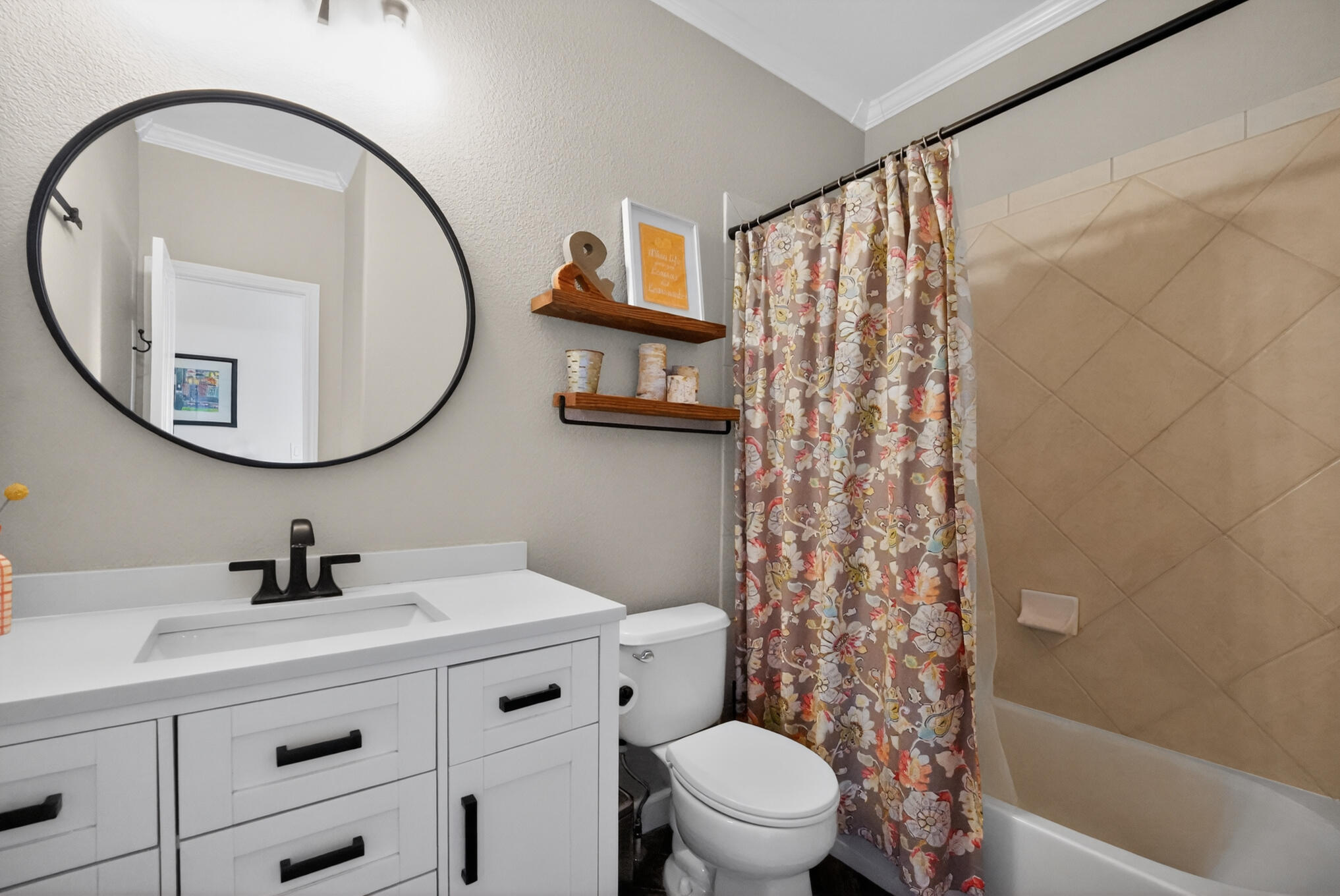Renovated Main-floor Bath